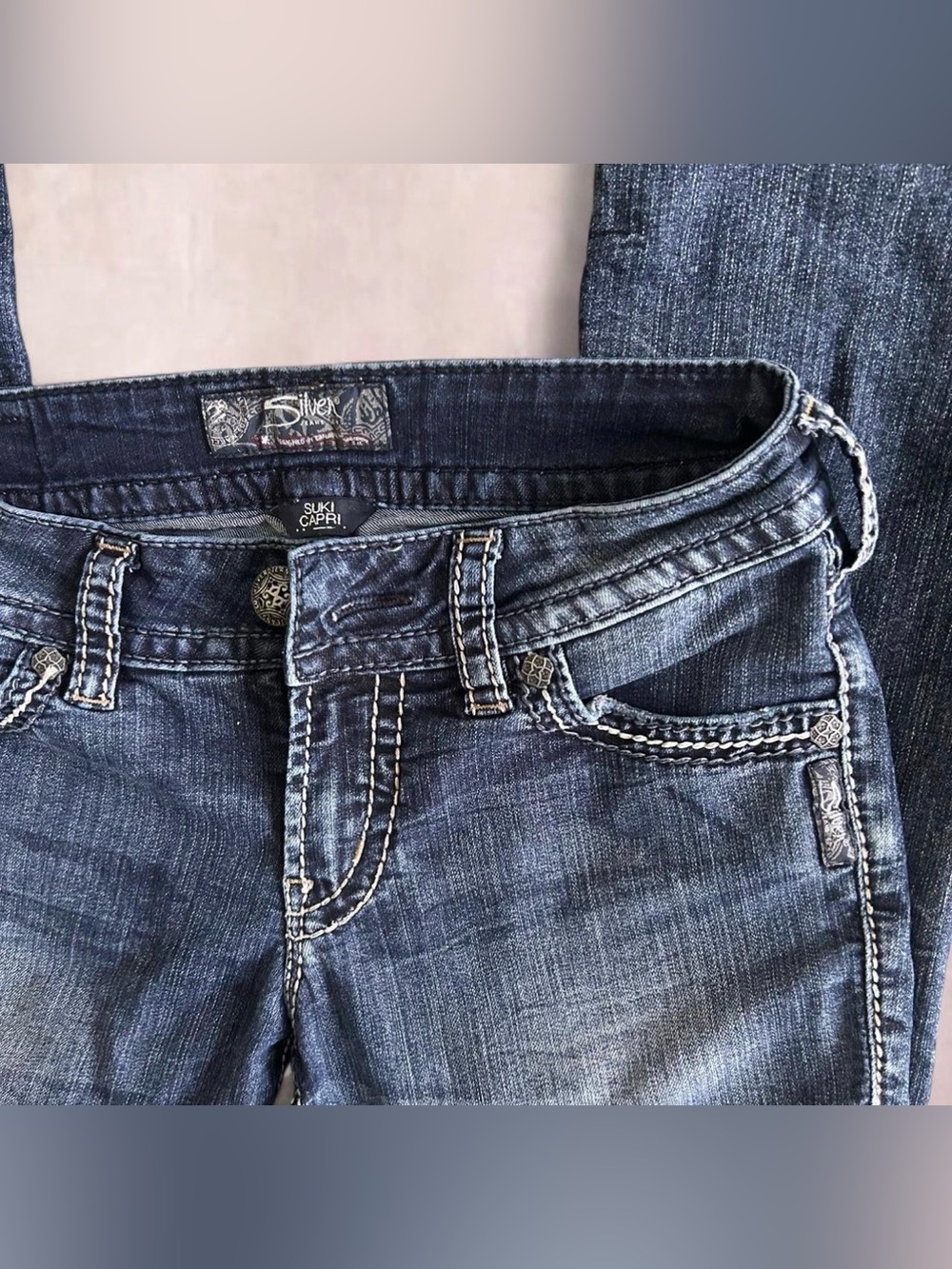 Silver Jeans Women's Dark Indigo Straight Leg Jeans with White Stitching - Picture 4 of 7